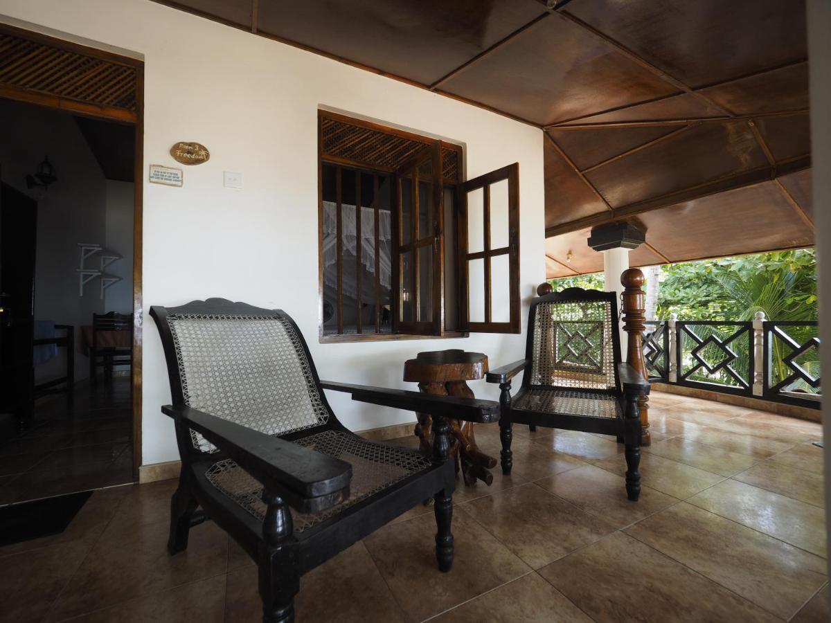 Ibisbird Beach Bungalows, Sport, Spa And Restaurant Tangalle Exterior photo