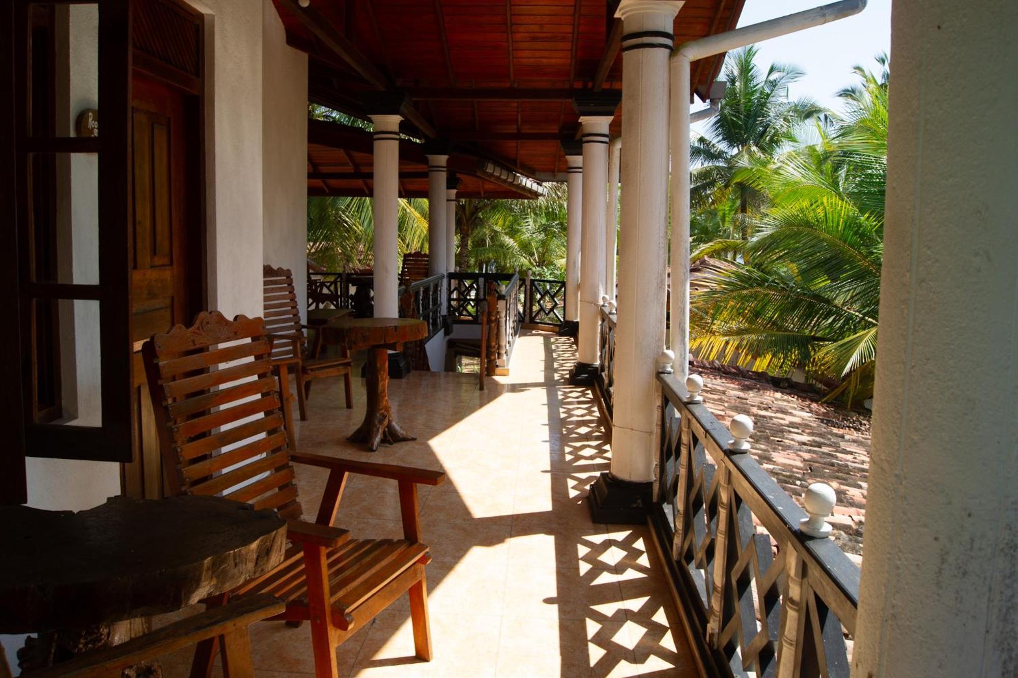 Ibisbird Beach Bungalows, Sport, Spa And Restaurant Tangalle Exterior photo